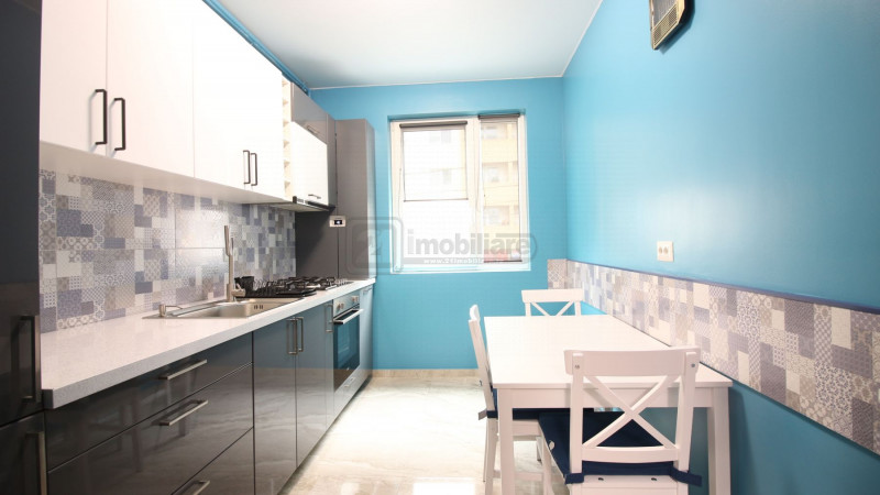 Apartament 2 camere, mobilat modern, prima inchiriere, centrala proprie, parcare