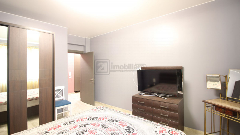 Apartament 2 camere, mobilat modern, prima inchiriere, centrala proprie, parcare