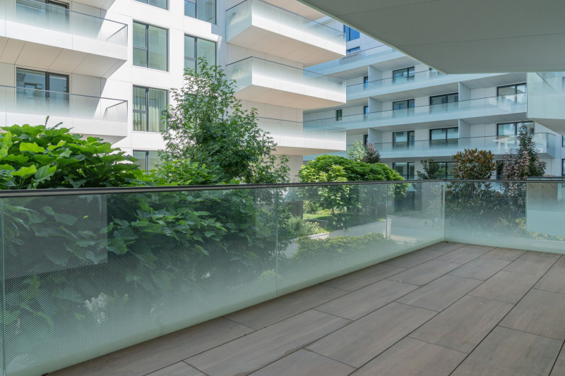 2 camere spațios, 84 mp total, terasă 23 mp | Finisaje premium – Pines Residence