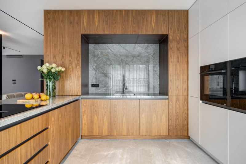 Pines Residence, apartament 4 camere, 212 mp, terasă 35 mp, mobilat/utilat lux