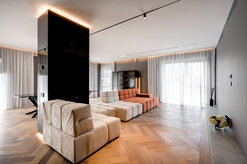 Pines Residence, apartament 4 camere, 212 mp, terasă 35 mp, mobilat/utilat lux