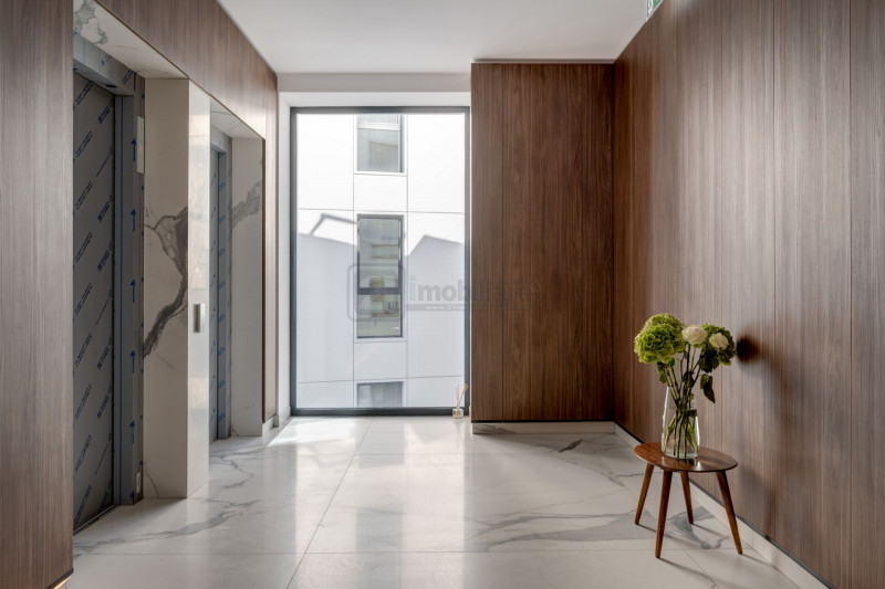 3 camere, 135 mp, terasă 38 mp | Insorit, orientare Sud-Vest | Pines Residence