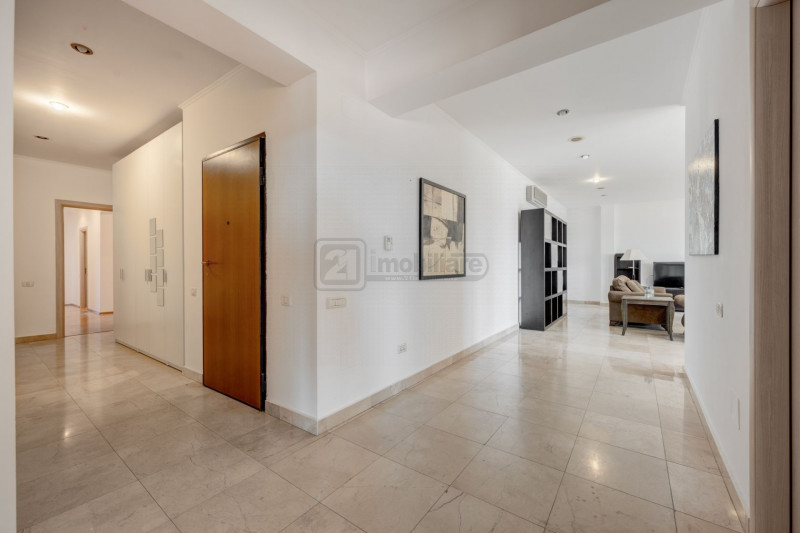 Herăstrău | Penthouse spectaculos 482 mp, 5 camere, terasă largă, view superb