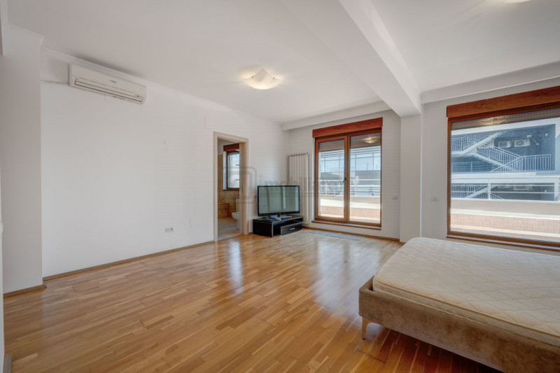 Herăstrău | Penthouse spectaculos 482 mp, 5 camere, terasă largă, view superb