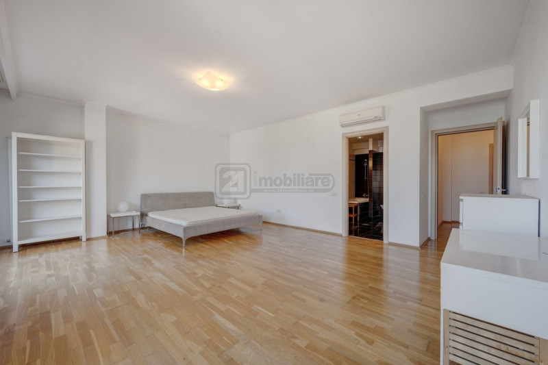Herăstrău | Penthouse spectaculos 482 mp, 5 camere, terasă largă, view superb