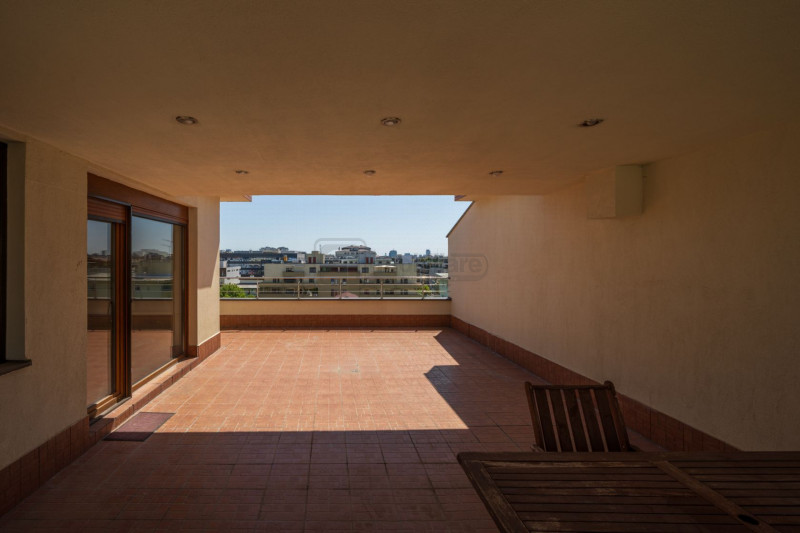 Herăstrău | Penthouse spectaculos 482 mp, 5 camere, terasă largă, view superb