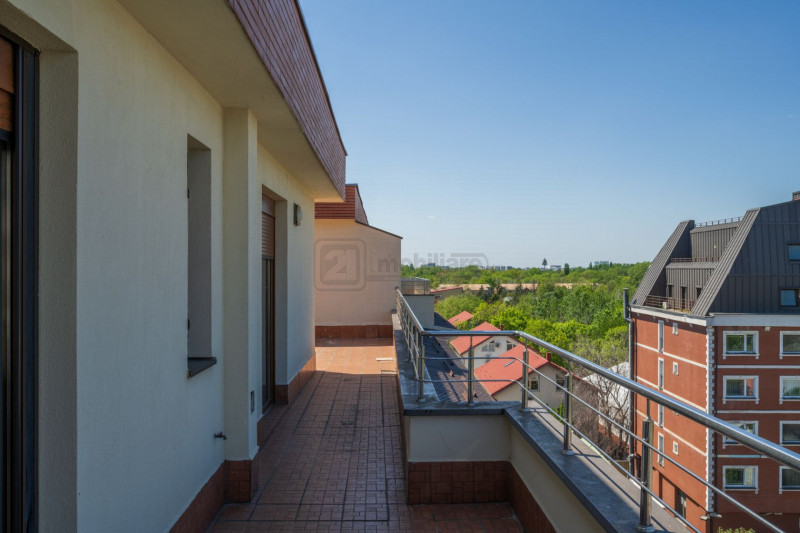 Herăstrău | Penthouse spectaculos 482 mp, 5 camere, terasă largă, view superb
