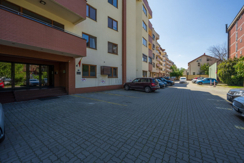 Herăstrău | Penthouse spectaculos 482 mp, 5 camere, terasă largă, view superb