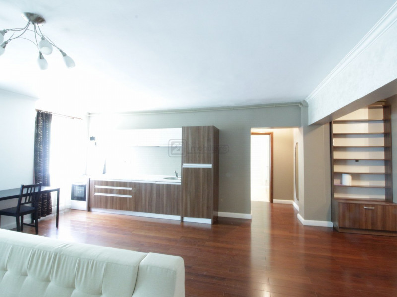 Barbu Vacarescu, ap.2 camere, 62 mp, parter inalt/ 4, bloc 1996, renovat/mobilat