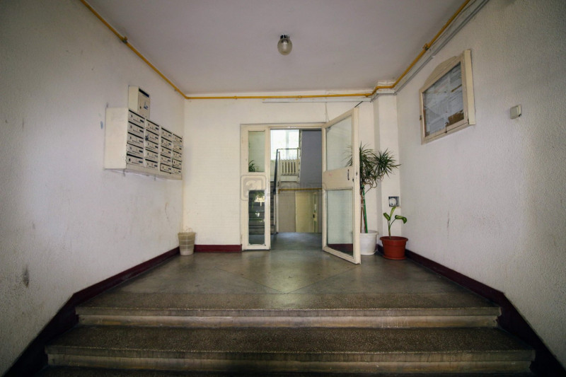 Barbu Vacarescu, ap.2 camere, 62 mp, parter inalt/ 4, bloc 1996, renovat/mobilat