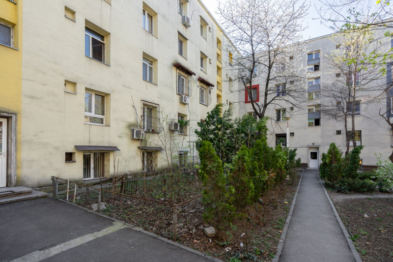 Parcul Floreasca, apartament 3 camere, 66 mp,parter inalt/3, renovat, zona verde