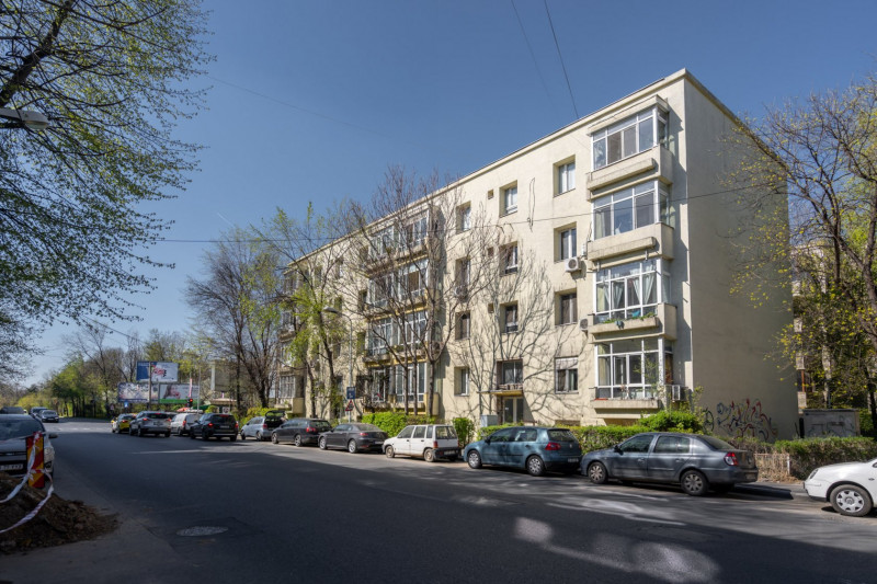 Parcul Floreasca, apartament 3 camere, 66 mp,parter inalt/3, renovat, zona verde