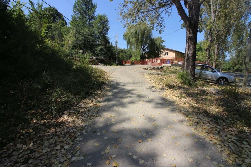Campina/Sos.Paltinu, teren 1839 mp, locatie de vis, priveliste superba