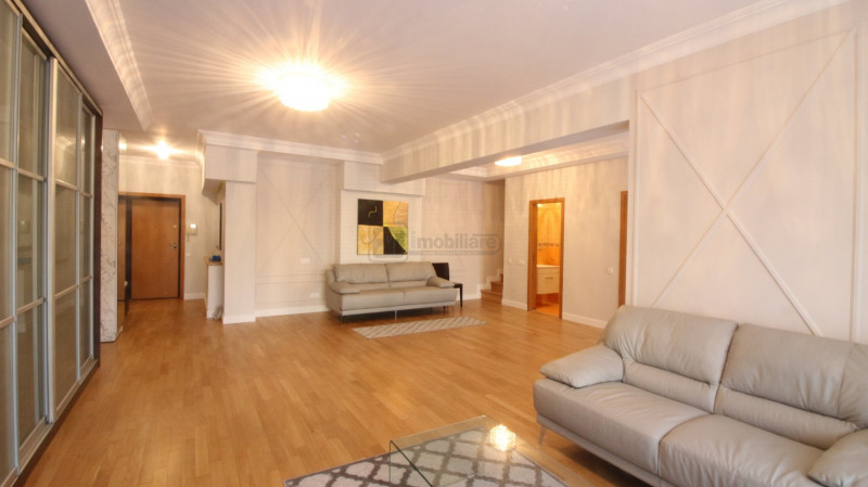Nordului/ Herastrau, apartament spectaculos, 194 mp, etaj 1+2, loc parcare, boxa