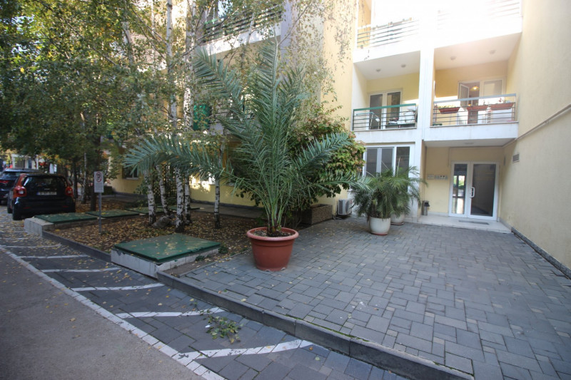 Nordului/ Herastrau, apartament spectaculos, 194 mp, etaj 1+2, loc parcare, boxa