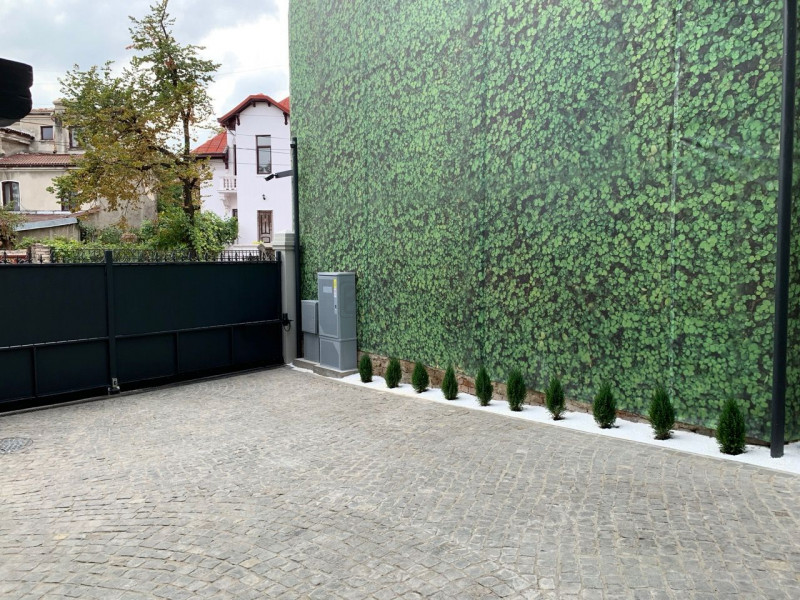 Piata Lahovari, vila restaurata, suprafata 937 mp, pretabila activitati birouri