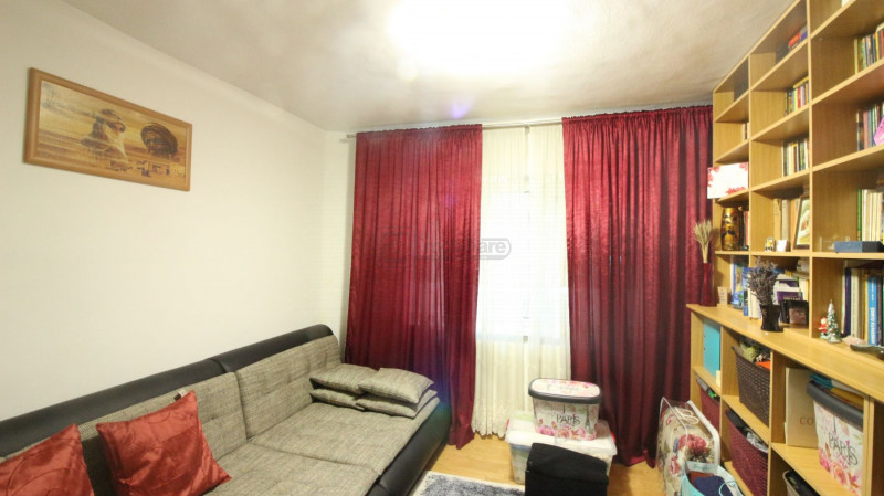 D-na Ghica/Lidl,apartament 4 camere,100 mp,bloc 1990,centrala proprie,2 balcoane