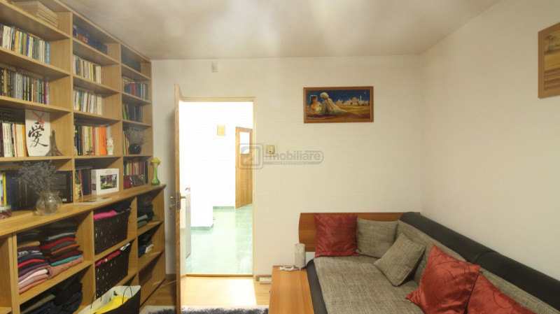 D-na Ghica/Lidl,apartament 4 camere,100 mp,bloc 1990,centrala proprie,2 balcoane