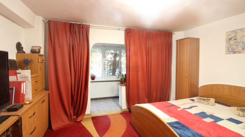 D-na Ghica/Lidl,apartament 4 camere,100 mp,bloc 1990,centrala proprie,2 balcoane