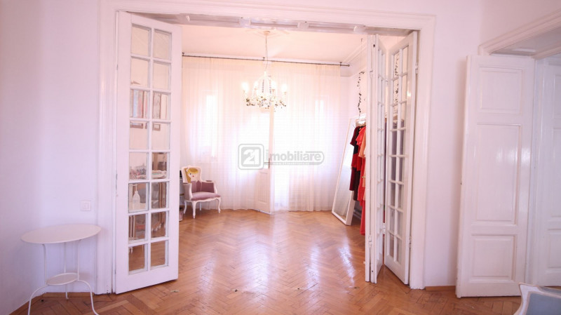 Kiseleff, vila stil neoromanesc, suprafata 490 mp, teren 619 mp, strada unica