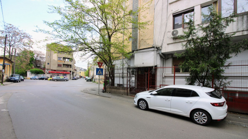 Unirii, apartament elegant, 3 camere, 80 mp, etaj 3/4, lift, mobilat/utilat